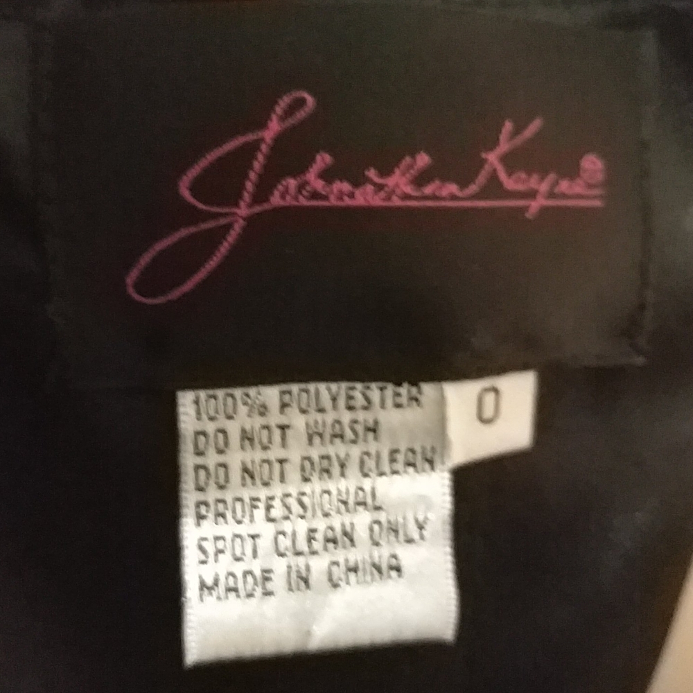 Jonathan Kayne gown - Picture 8 of 12